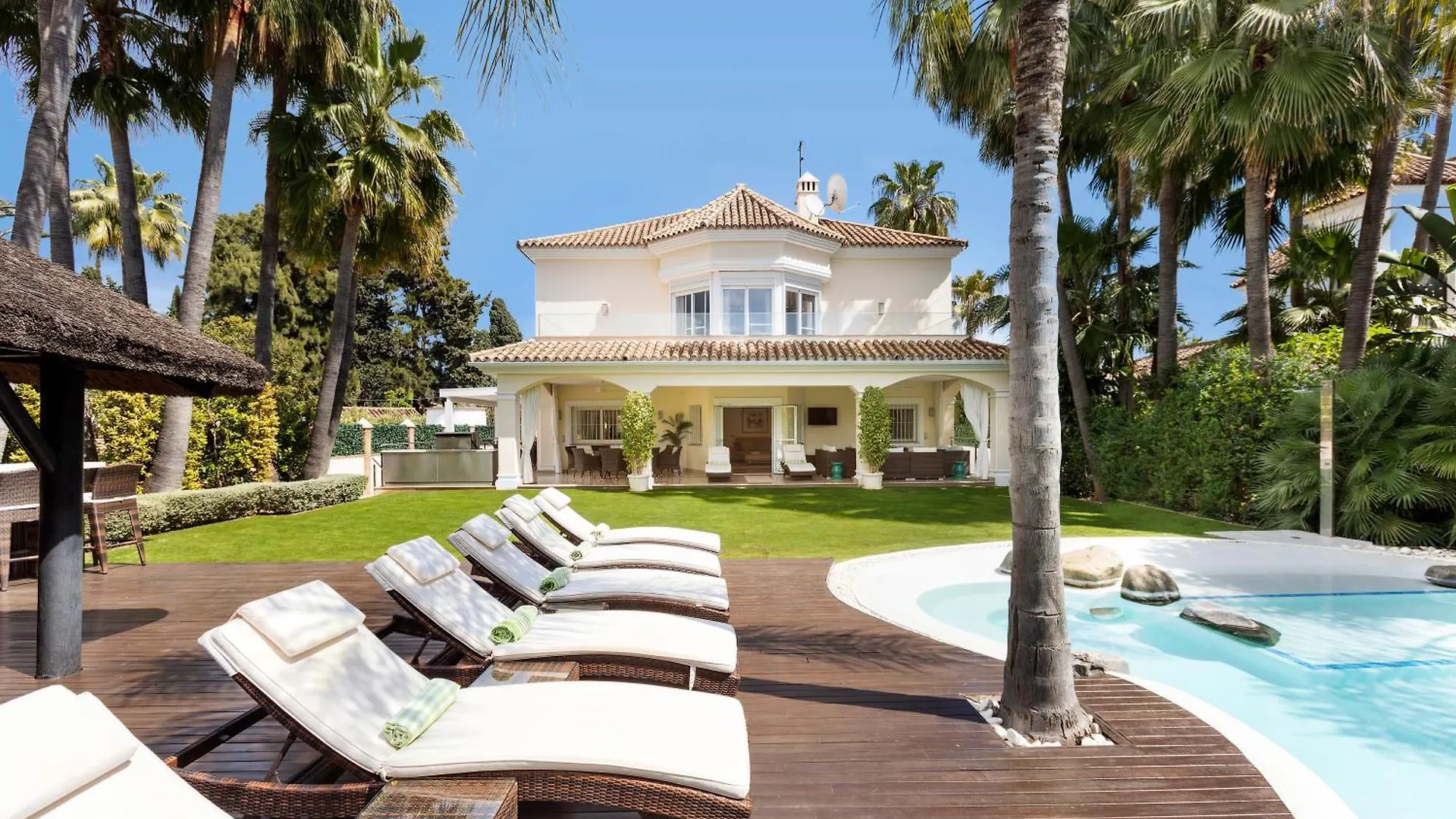 Los Molineros - 8 Bedroom Villa Marbella