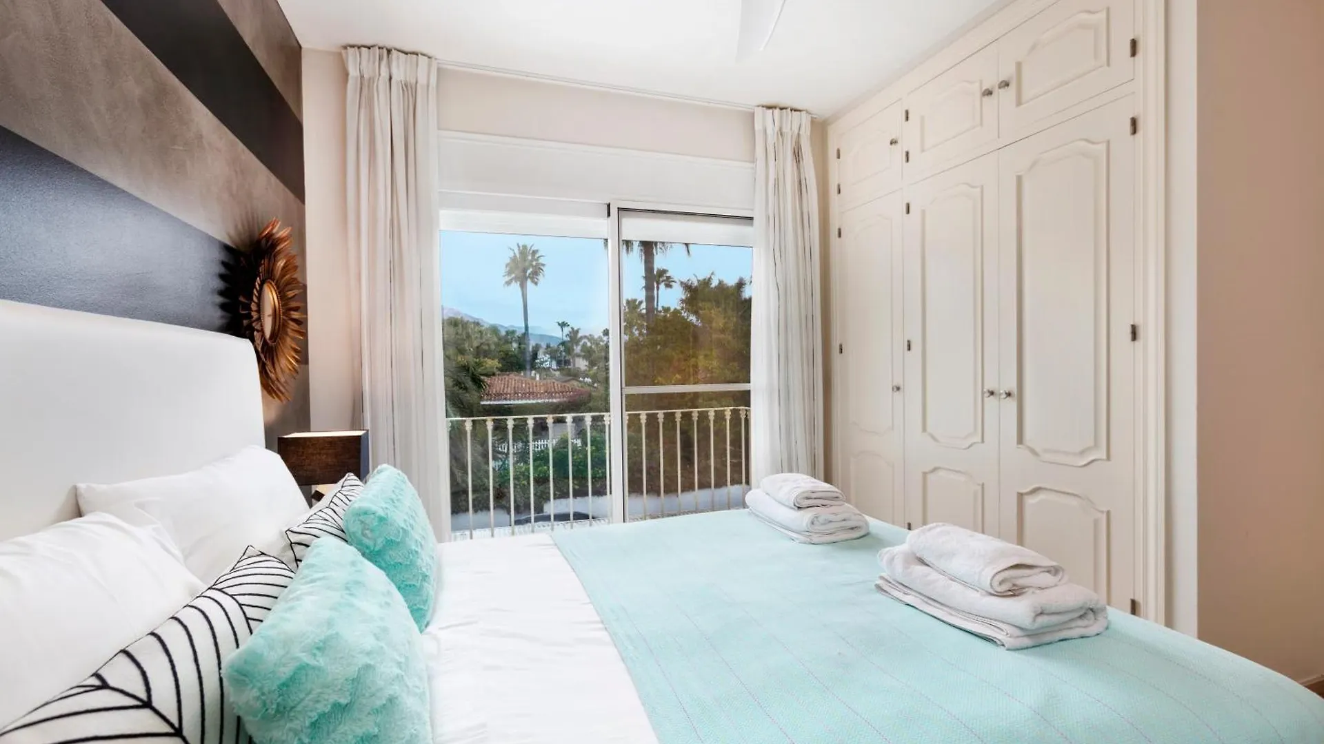 Los Molineros - 8 Bedroom Villa Marbella Spain