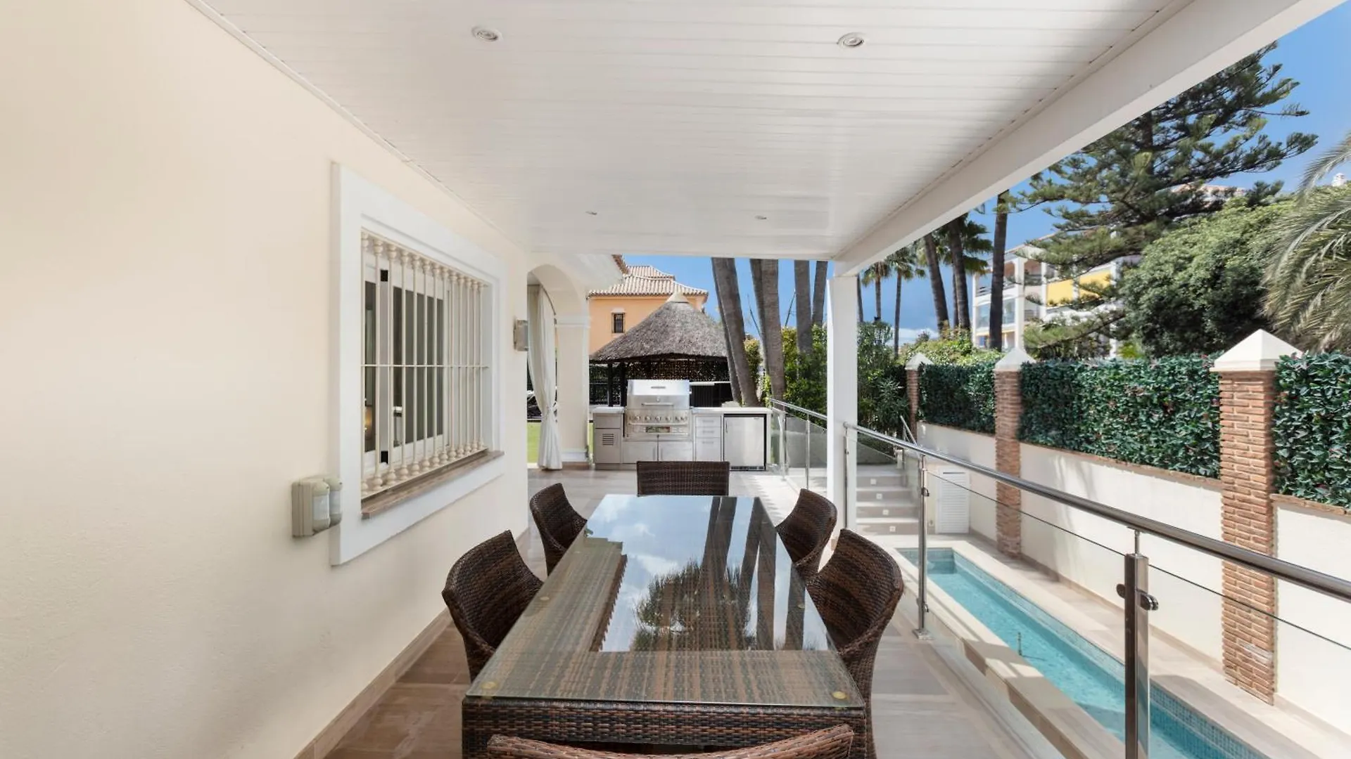 Los Molineros - 8 Bedroom Villa Marbella