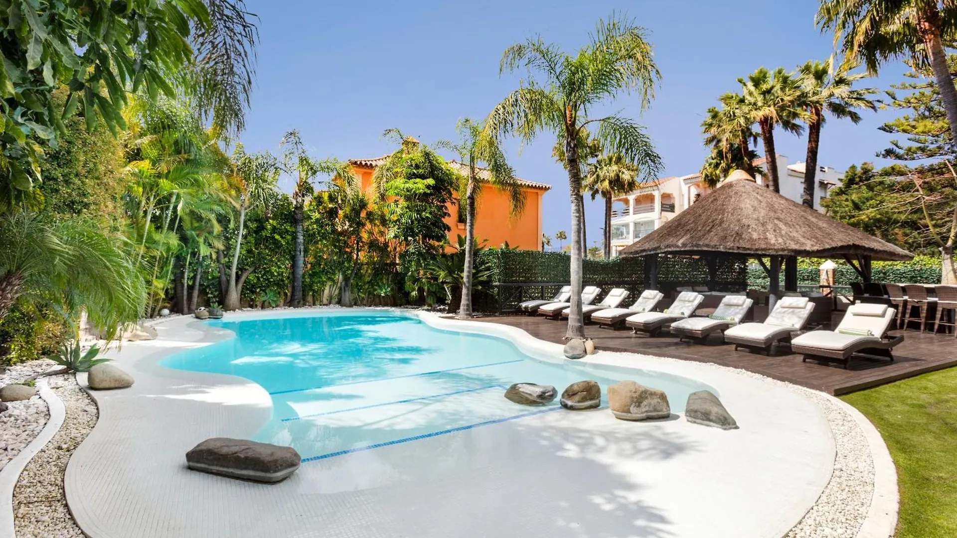Los Molineros - 8 Bedroom Villa Marbella
